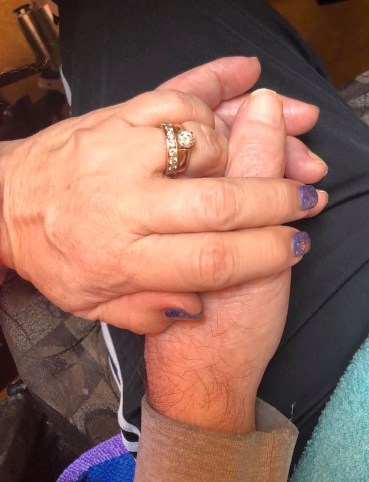 75081232_10220484626055947_3101722198876880896_n